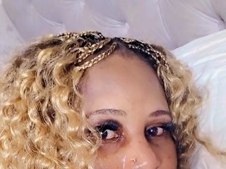 Erotyczny czat wideo Curvybae