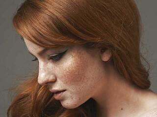 Erotyczny czat wideo Dok_Honey