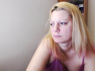Zrzuty ekranu transmisji BeautyMilf