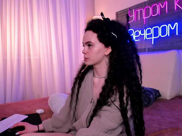 Zrzuty ekranu transmisji CutieKira