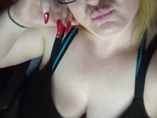 Erotyczny czat wideo Hotmama2181