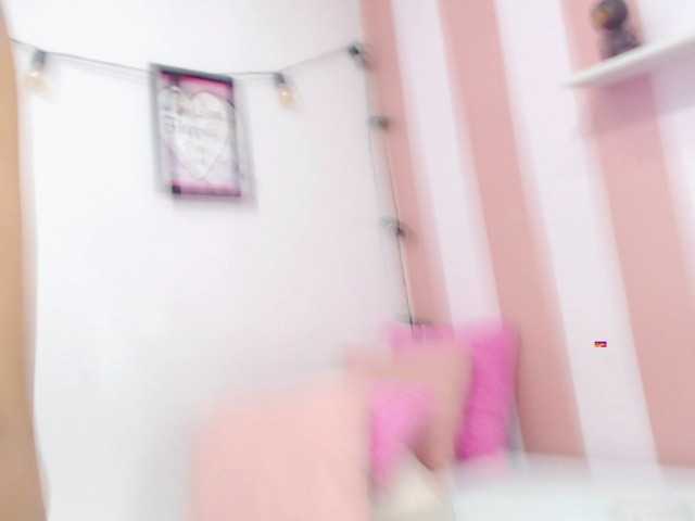 Zrzuty ekranu transmisji DaelynCortes