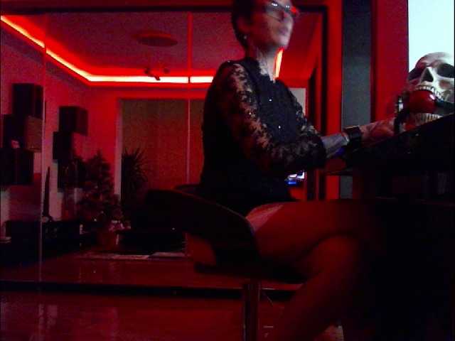 Zrzuty ekranu transmisji DaemonInk