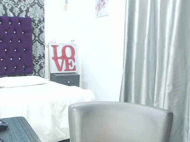 Zrzuty ekranu transmisji dakotacooper