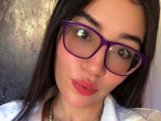 Erotyczny czat wideo DakotaMoretti