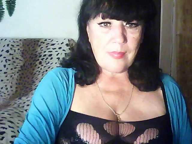 Zdjęcia dame89 All good mood) thanks a lot for tips) don't forget to put love) camera-20 tokens