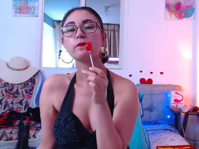 Zrzuty ekranu transmisji danielahotsex