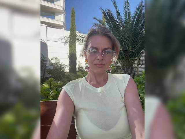 Zrzuty ekranu transmisji Darini69