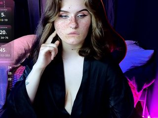 Erotyczny czat wideo Dark-Shine
