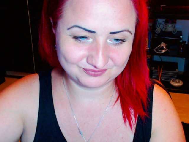 Zrzuty ekranu transmisji KinkyDomina