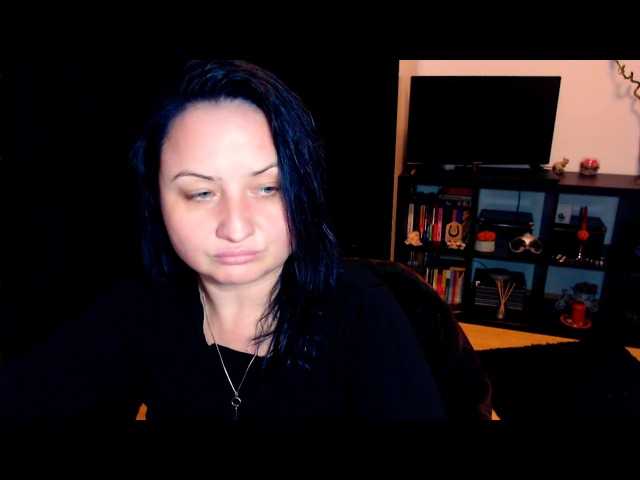 Zrzuty ekranu transmisji KinkyDomina