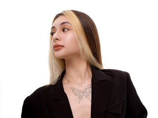 Erotyczny czat wideo DarlaBelle