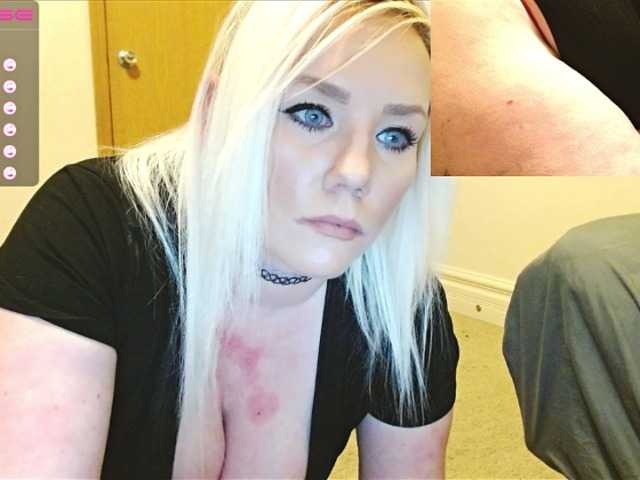 Zrzuty ekranu transmisji DaughtersPlay