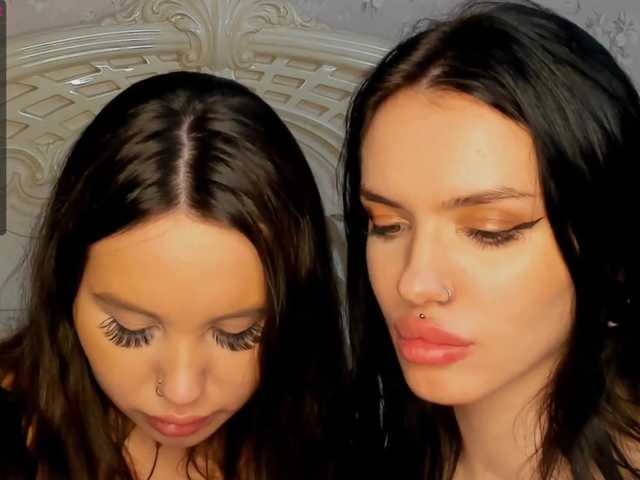 Zrzuty ekranu transmisji DawnessCrysta