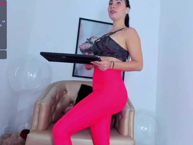 Zrzuty ekranu transmisji DayanaCute_