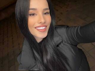 Erotyczny czat wideo DeeaLexa