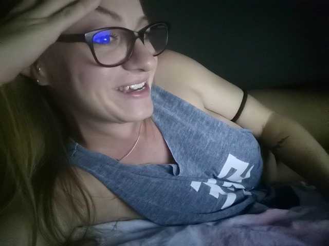 Zrzuty ekranu transmisji DeeanaEvans