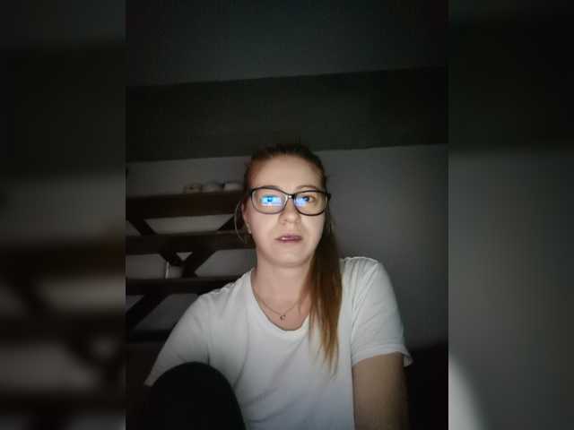 Zrzuty ekranu transmisji DeeanaEvans