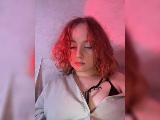 Zrzuty ekranu transmisji BunnyLegendary