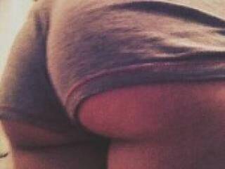 Erotyczny czat wideo demonitsa