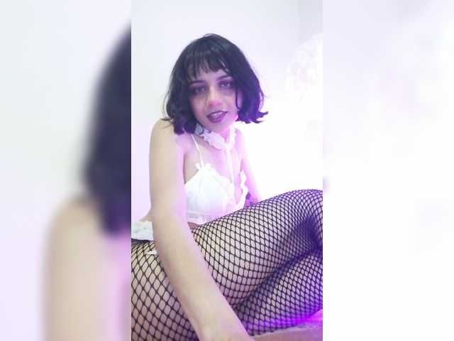 Zdjęcia DeviilDoll Treat me like a little girl and I'll give you cum AT GOAL [none] of 699 tks #skinny #cam2prime #smalltits #littlegirl #smallpussy #squirt #anal #teasing #sum