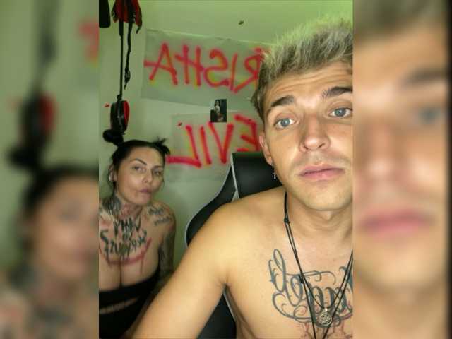 Zrzuty ekranu transmisji DevilAndAngel