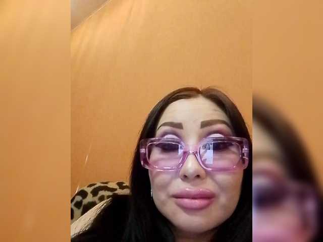 Zrzuty ekranu transmisji DiamondKey