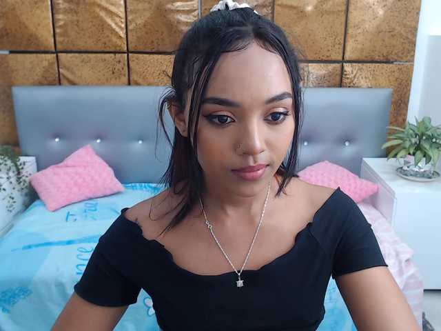 Zdjęcia DianaLopes I am your sweet Colombian, come and meet me #lovense #ebony #new #18 #latina #young