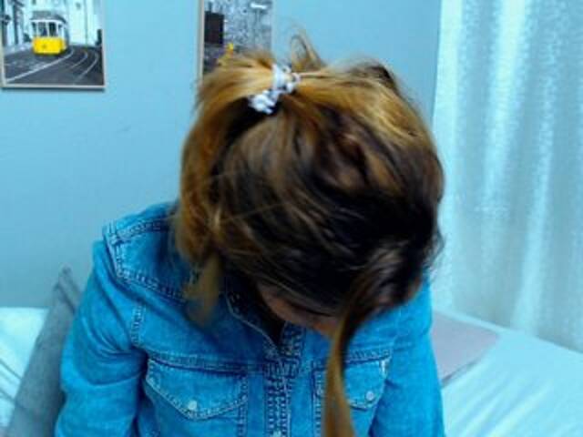 Zrzuty ekranu transmisji dianeemendess