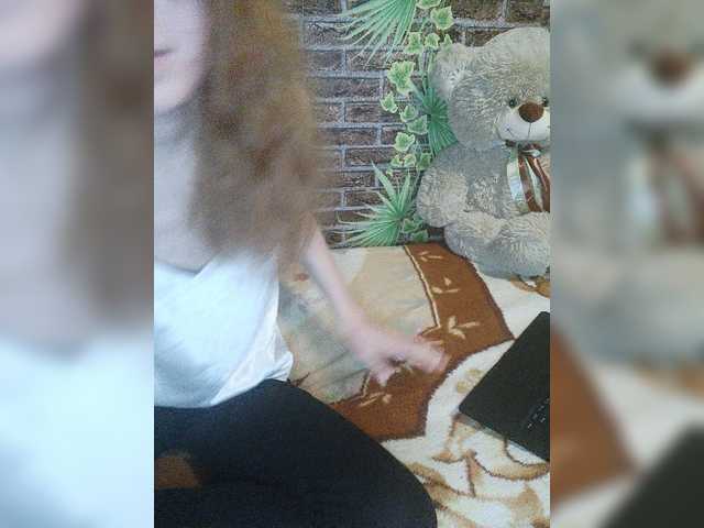 Zrzuty ekranu transmisji Dasha_Meow