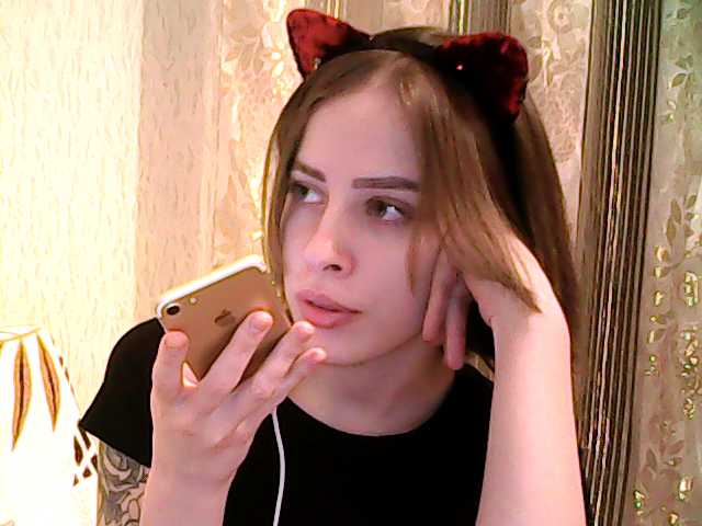 Zrzuty ekranu transmisji Dinaaa28