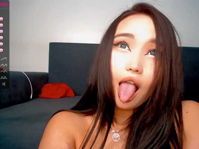 Zdjęcia DinaLizz Good evening Guys! Make me cum with your tips! ( ◡‿◡ ) ❤️ PVT WELCOME Flash(Boobs-50/Pussy-60) #asian #teen #new #18 #lovense #bigass #tits #pussy #dance #horny #fetish #sexy #feet
