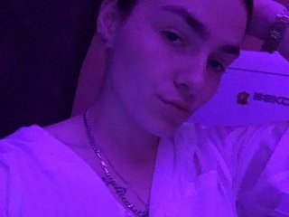 Erotyczny czat wideo DirtyMommy