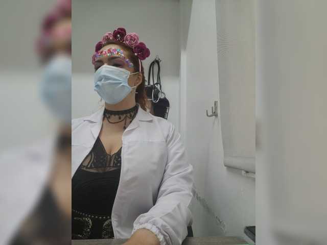 Zdjęcia Doctora-Danna Working us Doctor... BETWEEN PATIENTS we can do all my menu...write me pm what would u like to see... fuck us hard¡¡¡¡