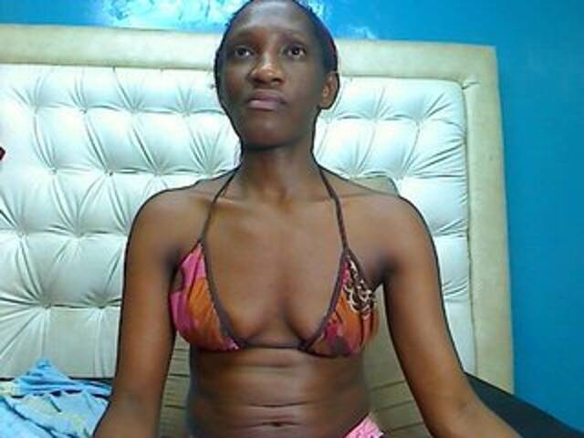 Zrzuty ekranu transmisji DolcePinkPuss