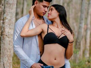 Erotyczny czat wideo DomAndRose