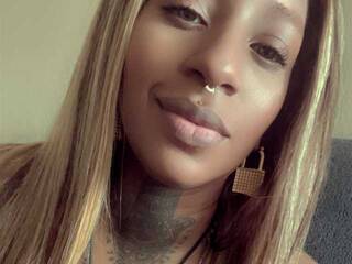 Erotyczny czat wideo DomCherrired