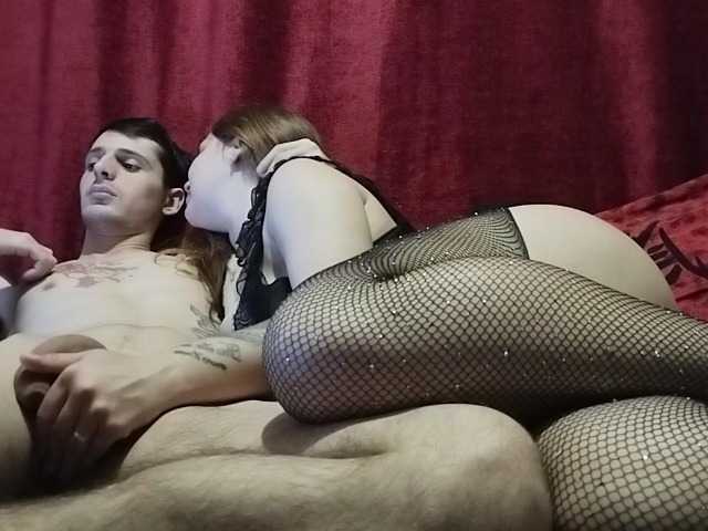 Zrzuty ekranu transmisji Double-Desire