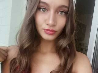 Erotyczny czat wideo DragonBoxx