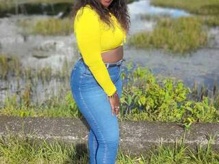 Erotyczny czat wideo Ebony-sofia