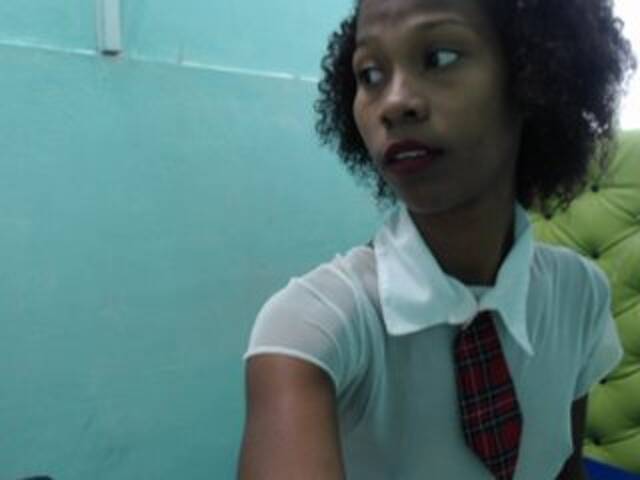 Zrzuty ekranu transmisji Ebonyaria