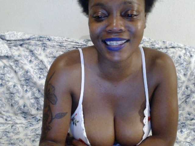 Zdjęcia Ebonydoll1 #ebony #hairy #boobs[25] #pussy[60] #cumshow[550]