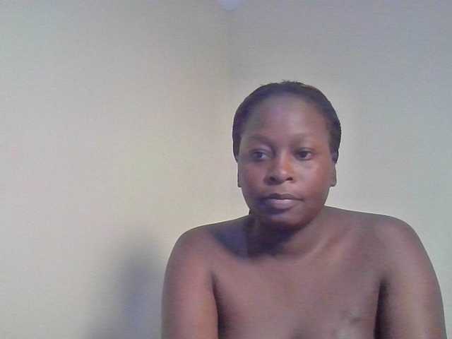 Zrzuty ekranu transmisji ebonyprinces