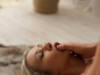 Erotyczny czat wideo 69PureBuzz