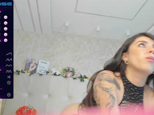 Zdjęcia EffyRoses Cute lady wants to be punished♥ FOR TODAY Anal Show x 600 tips in public♥ Lush On♥