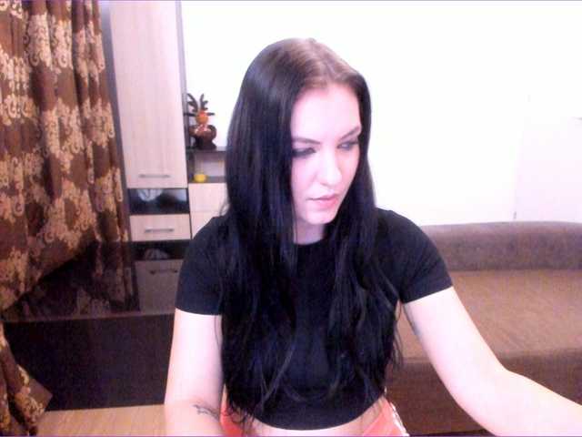 Zrzuty ekranu transmisji ElaineElectra