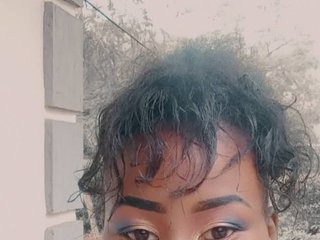 Erotyczny czat wideo ElaraMuse