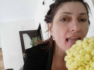 Erotyczny czat wideo Eleanesa