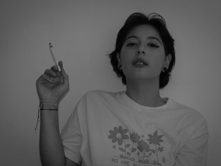 Erotyczny czat wideo Electrajunes