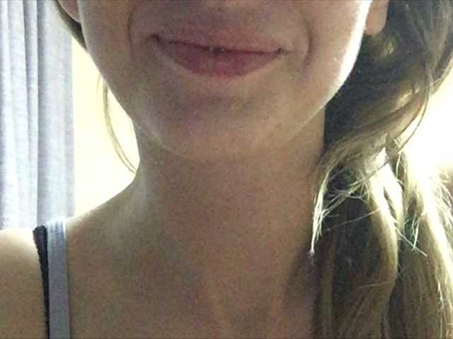 Zrzuty ekranu transmisji ElegantBlonda